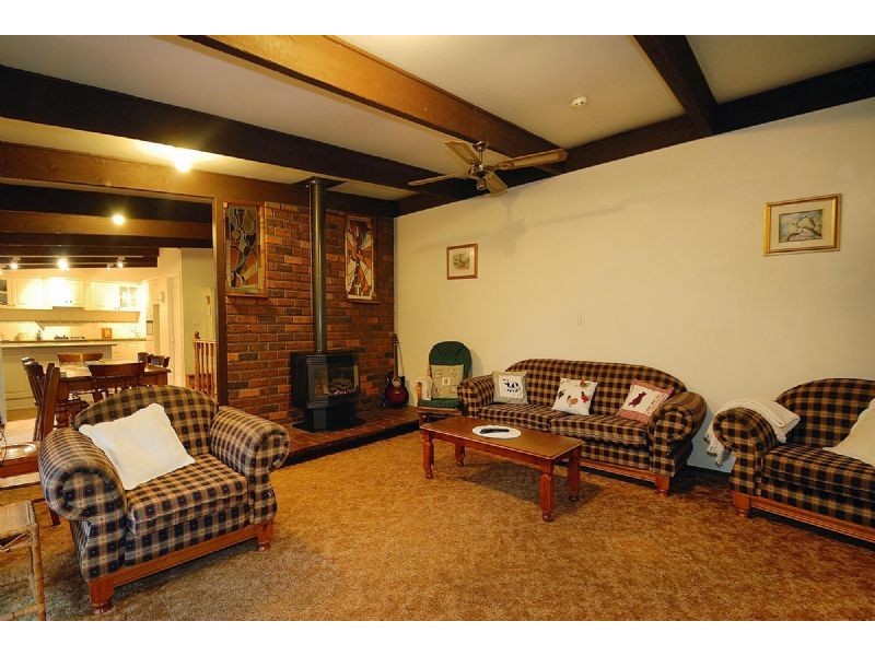 1 Albert Road, Clematis VIC 3782