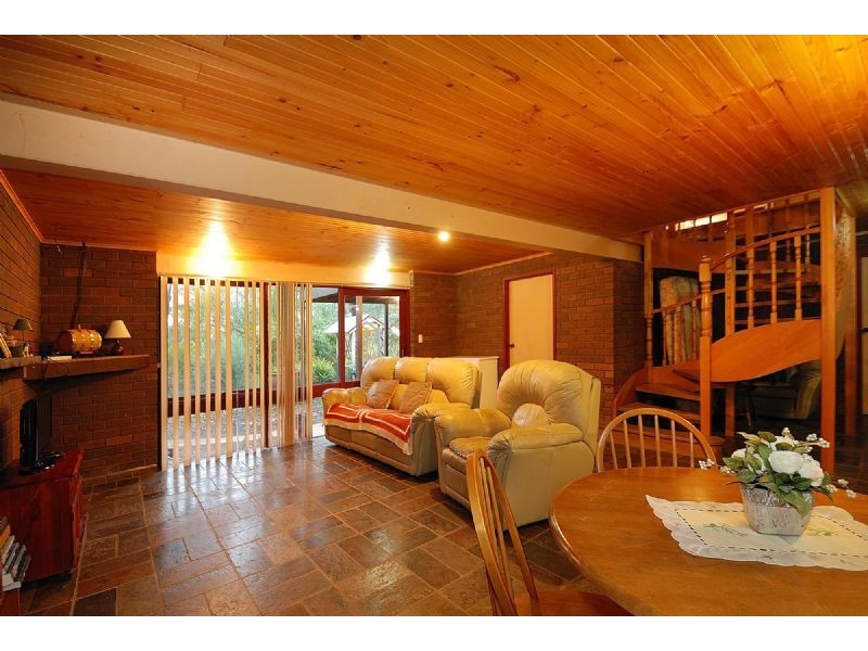 1 Albert Road, Clematis VIC 3782