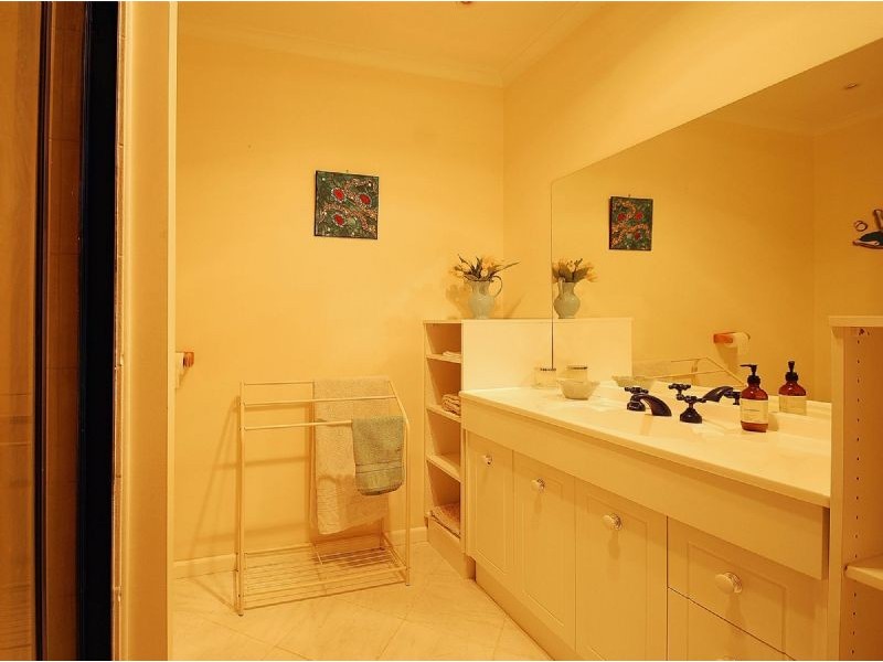 1 Albert Road, Clematis VIC 3782