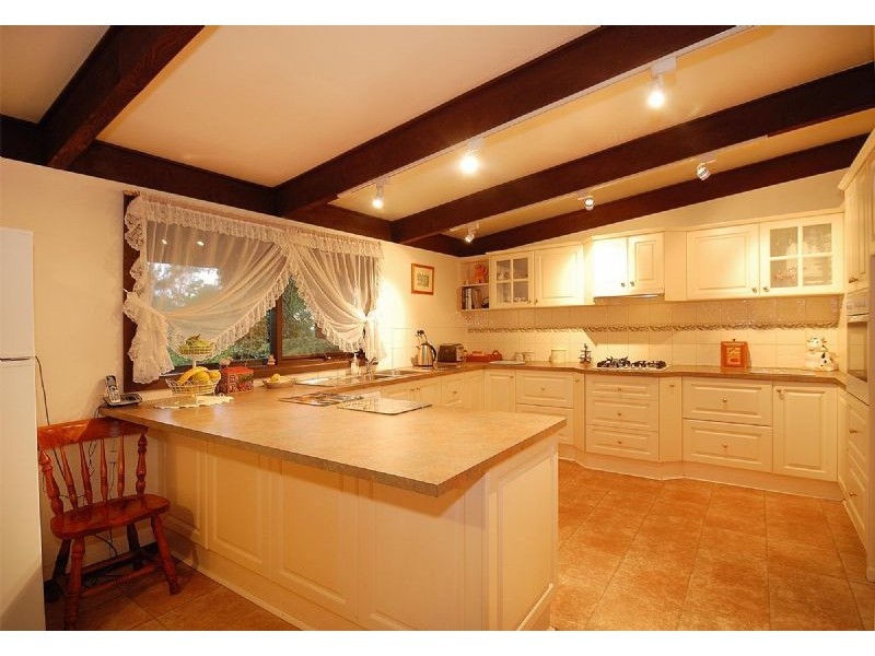 1 Albert Road, Clematis VIC 3782