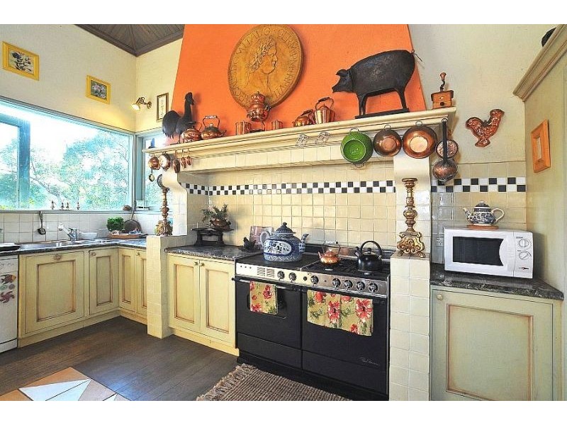 13 Cherry Road, Macclesfield VIC 3782