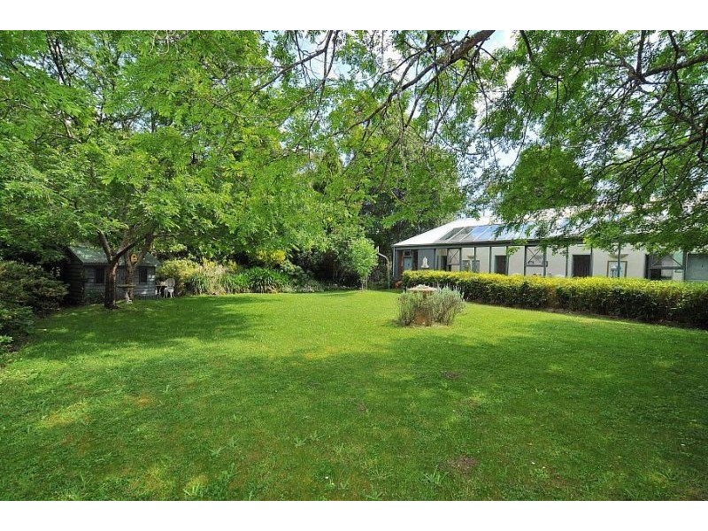 13 Cherry Road, Macclesfield VIC 3782