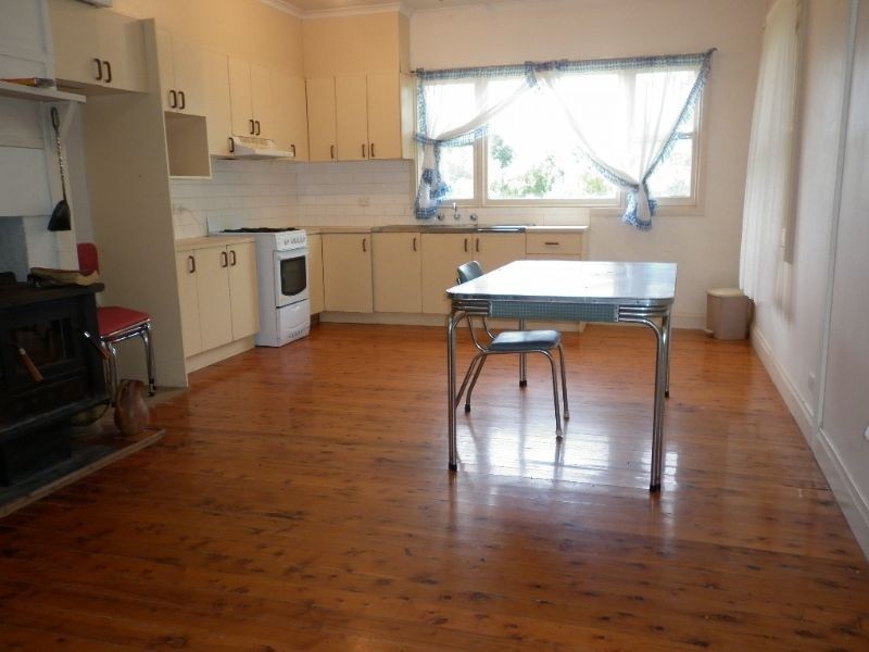 374 Evans Road, Cockatoo VIC 3781