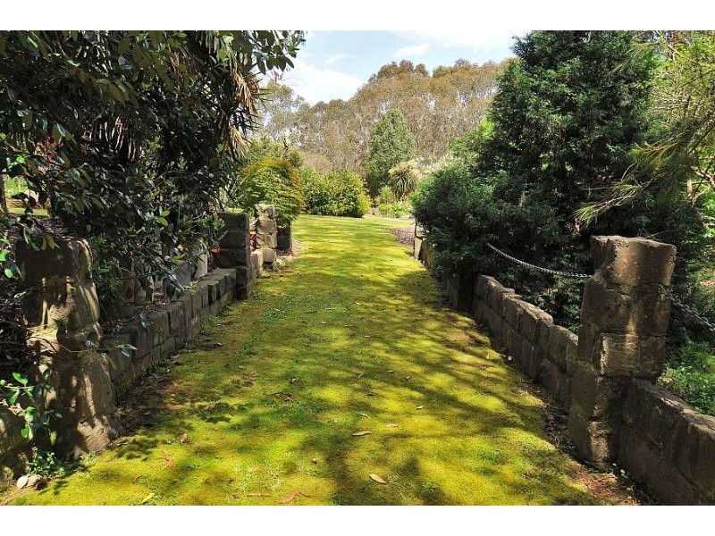 54 Kirkpatricks Road, Macclesfield VIC 3782