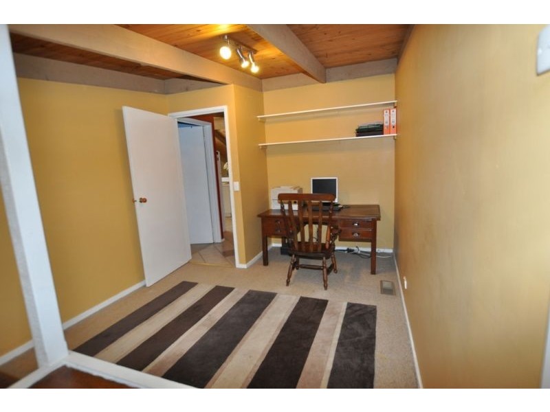 2 Bellbird Crescent, Emerald VIC 3782
