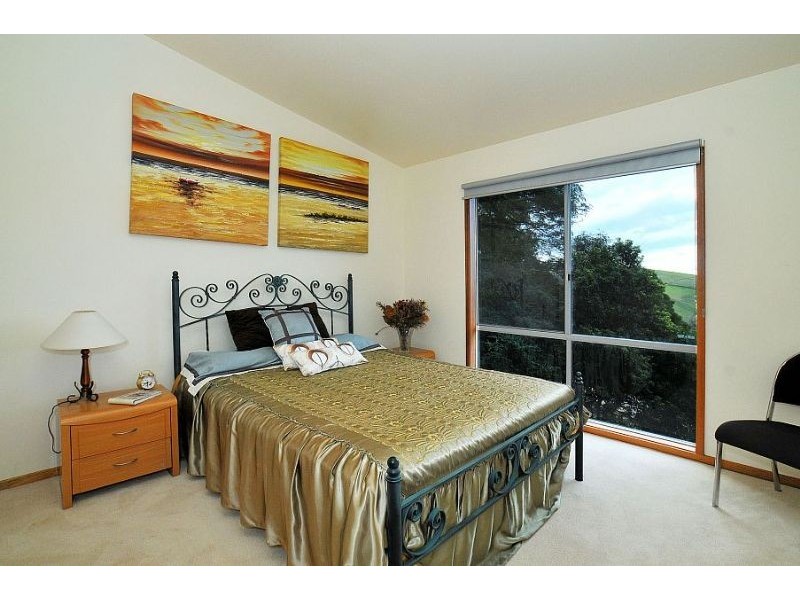4 Duke Street, Emerald VIC 3782