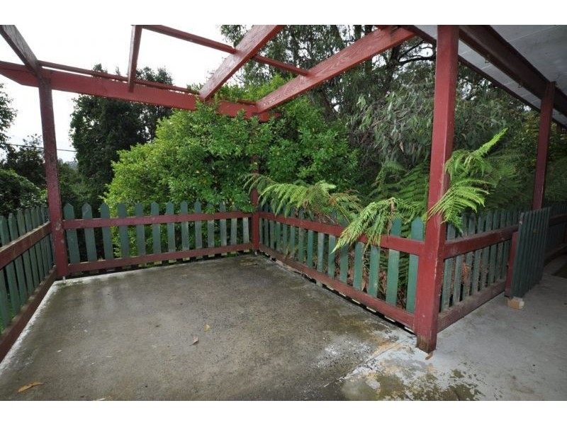 24 Springs Street, Cockatoo VIC 3781