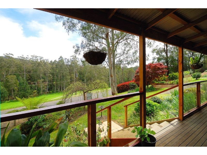 14 Pakenham Road, Cockatoo VIC 3781