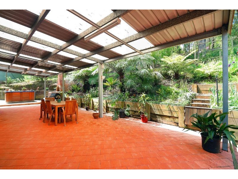 14 Pakenham Road, Cockatoo VIC 3781