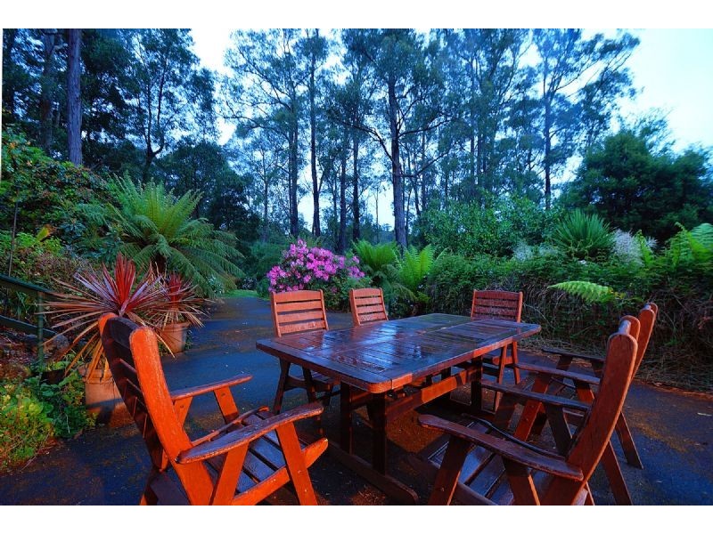 47 Mountain Road, Cockatoo VIC 3781