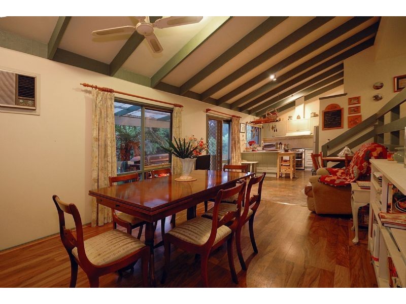 47 Mountain Road, Cockatoo VIC 3781