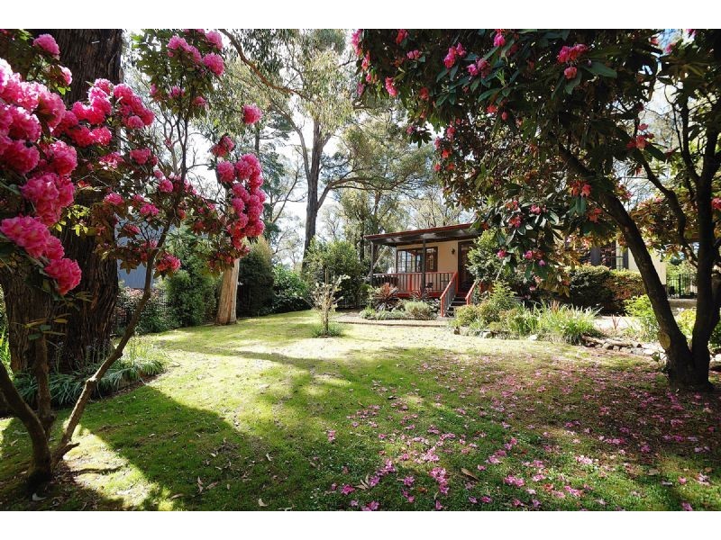 6 Majestic Drive, Emerald VIC 3782