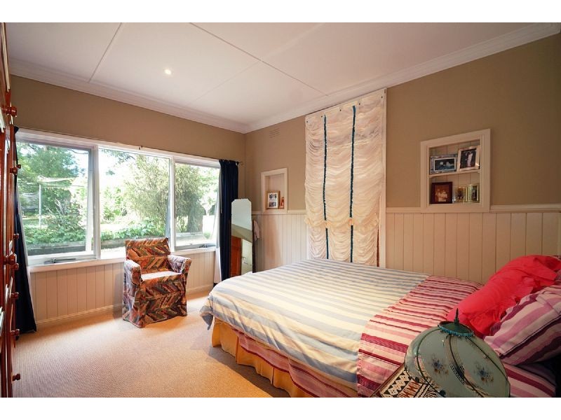 6 Majestic Drive, Emerald VIC 3782