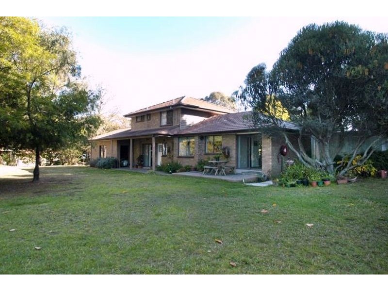 15 Glenard Court, Gembrook VIC 3783