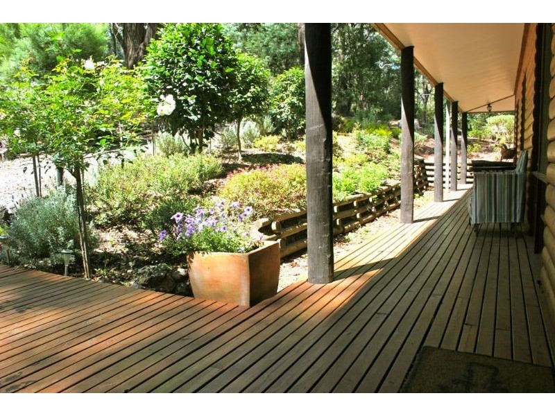 49 Fernglade Drive, Emerald VIC 3782