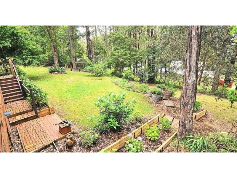 49 Fernglade Drive, Emerald VIC 3782