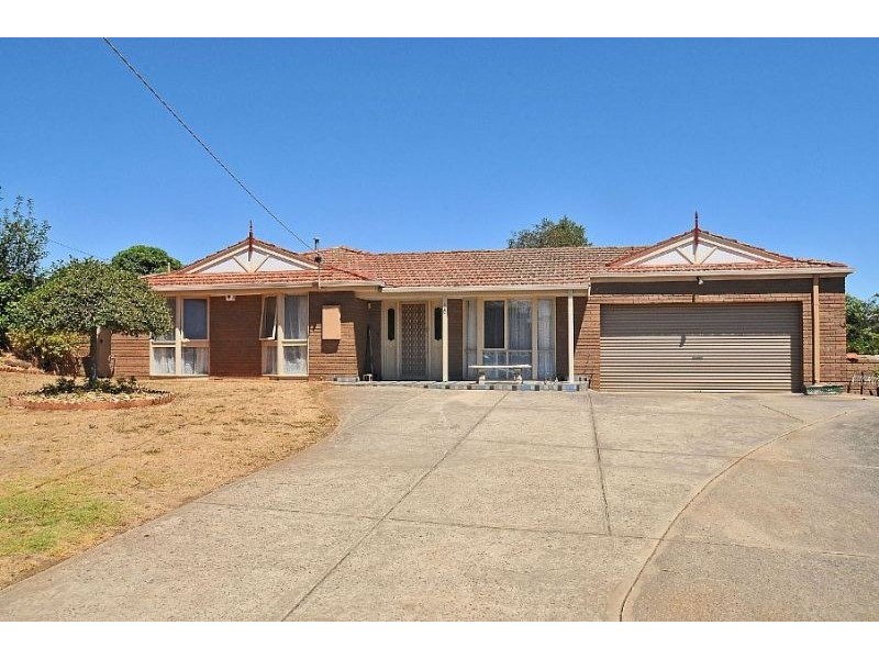 15 Russell Road, Gembrook VIC 3783