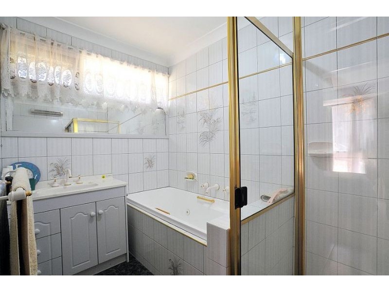 15 Russell Road, Gembrook VIC 3783