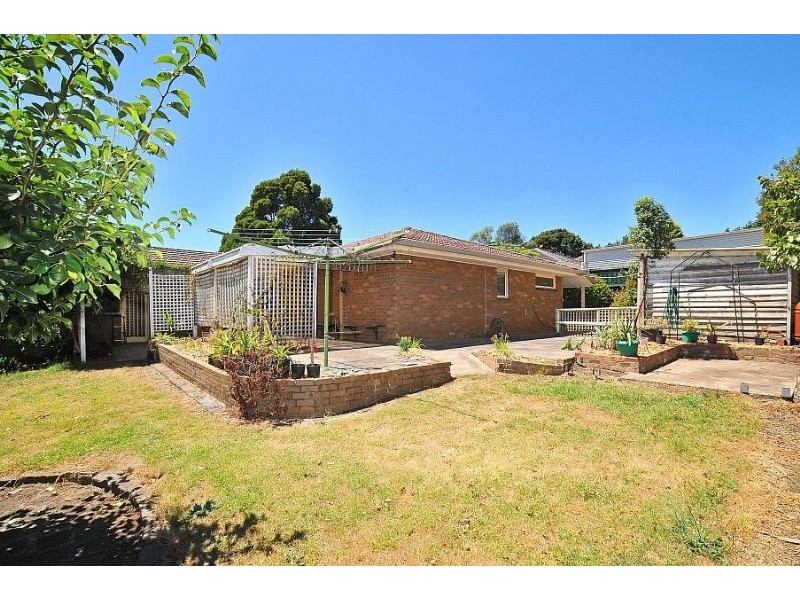 15 Russell Road, Gembrook VIC 3783
