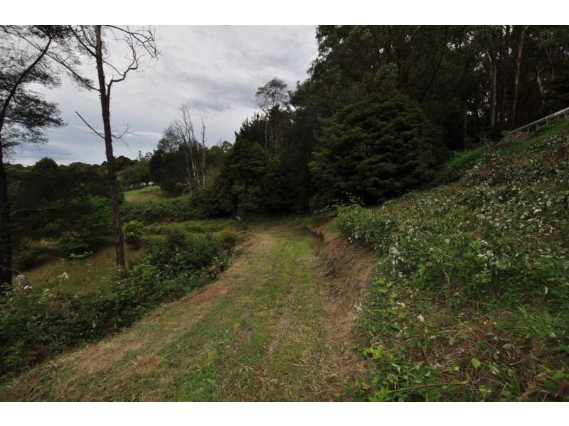 5 Sydney Avenue, Emerald VIC 3782