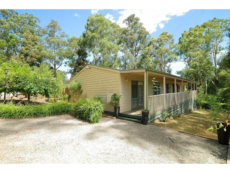 13 Wright Road, Avonsleigh VIC 3782