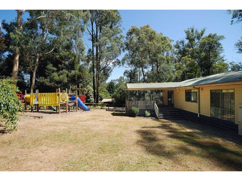 13 Wright Road, Avonsleigh VIC 3782