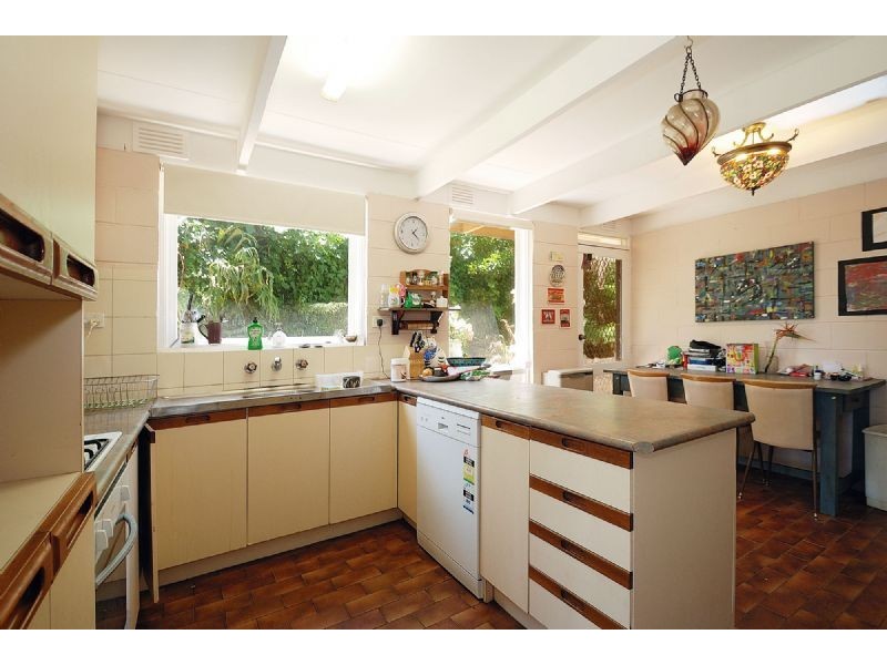 4 Heroes Avenue, Gembrook VIC 3783