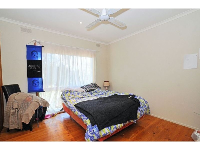 26 Hazel Street, Cockatoo VIC 3781