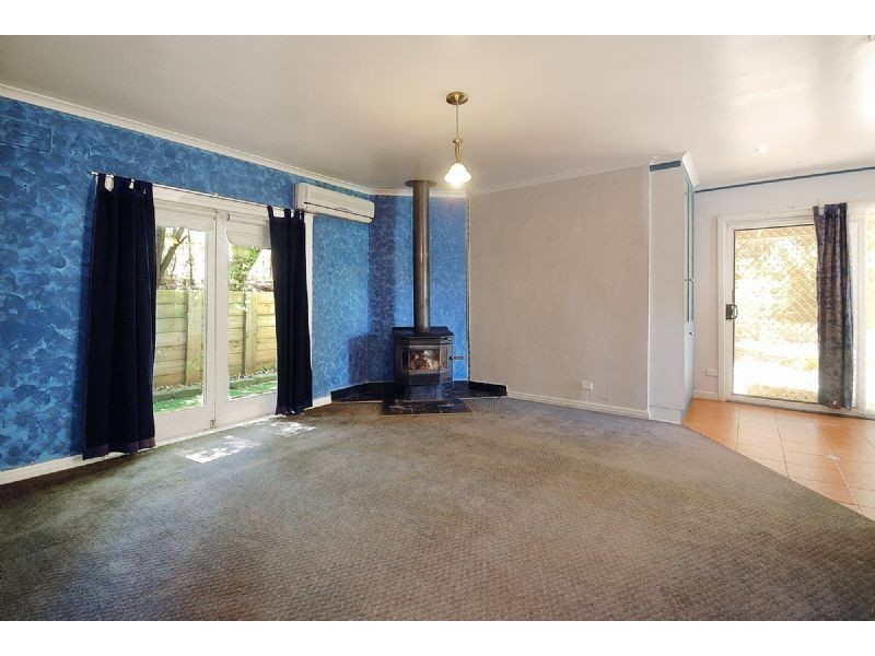 55 Bluebird Avenue, Cockatoo VIC 3781