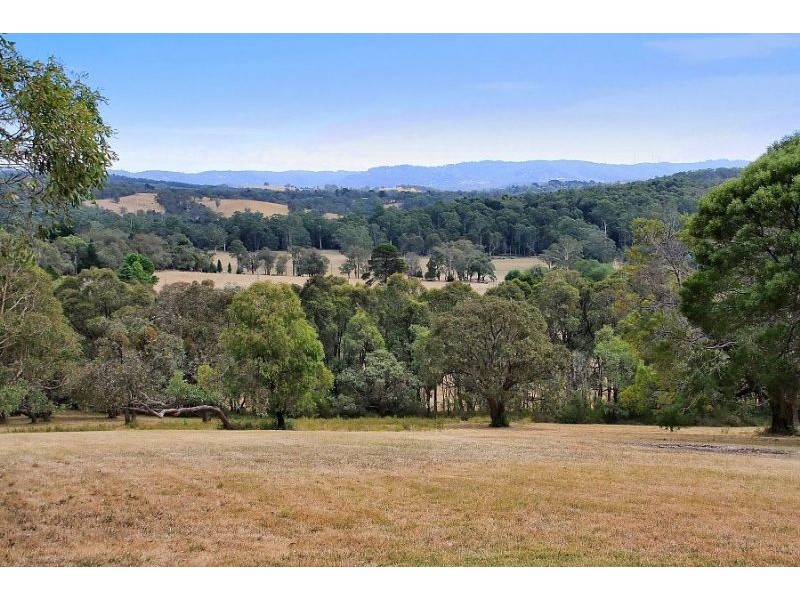 395 Evans Road, Cockatoo VIC 3781