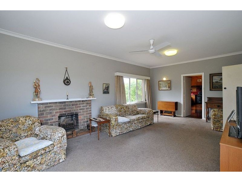 395 Evans Road, Cockatoo VIC 3781
