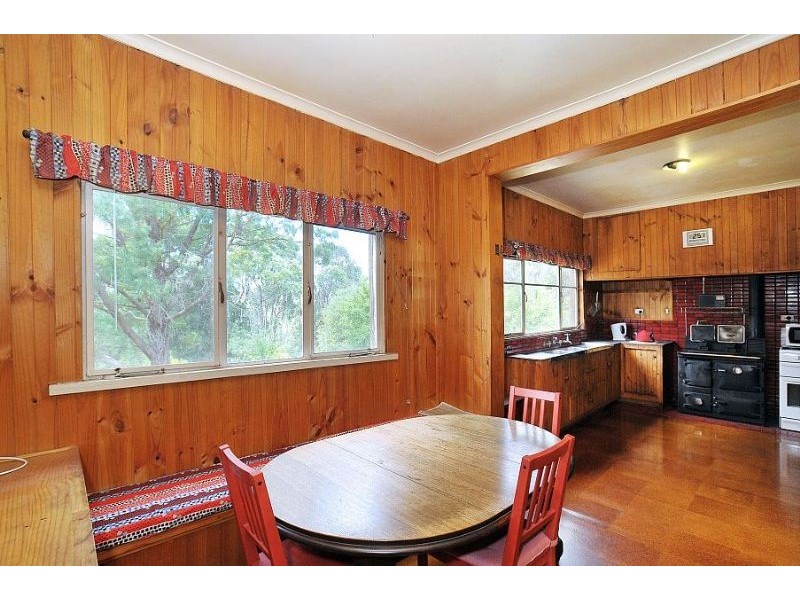 395 Evans Road, Cockatoo VIC 3781