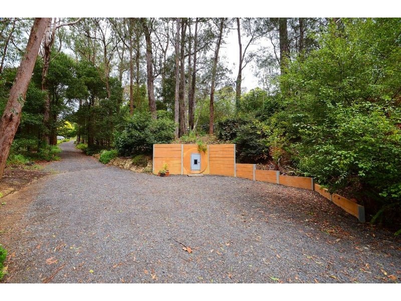 3 Hillcrest Court, Cockatoo VIC 3781