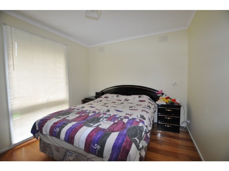 9 Joffre Parade, Cockatoo VIC 3781