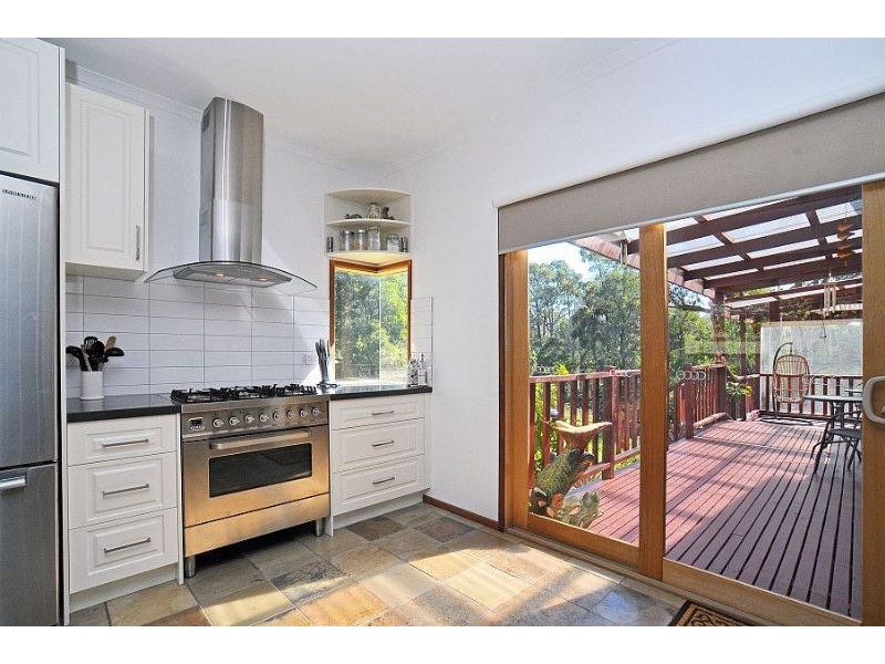 28 Aura-Vale Road, Menzies Creek VIC 3159