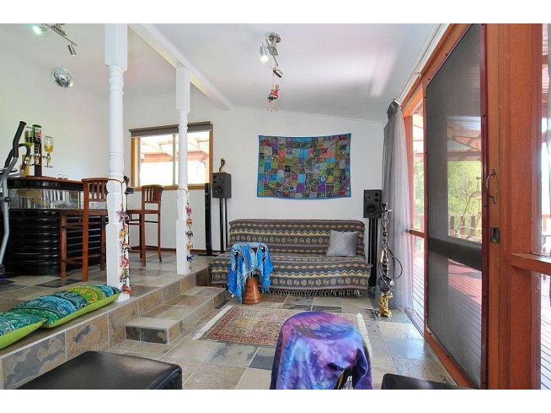 28 Aura-Vale Road, Menzies Creek VIC 3159