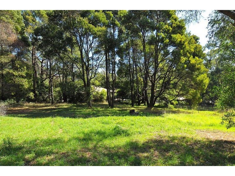 28 Aura-Vale Road, Menzies Creek VIC 3159