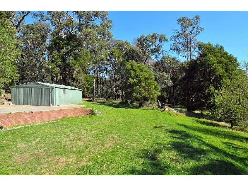 28 Aura-Vale Road, Menzies Creek VIC 3159
