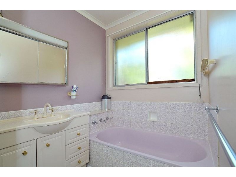 12 Florence Avenue, Emerald VIC 3782