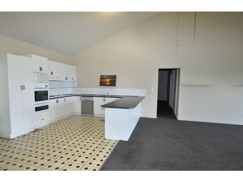 290 Paternoster Road, Cockatoo VIC 3781