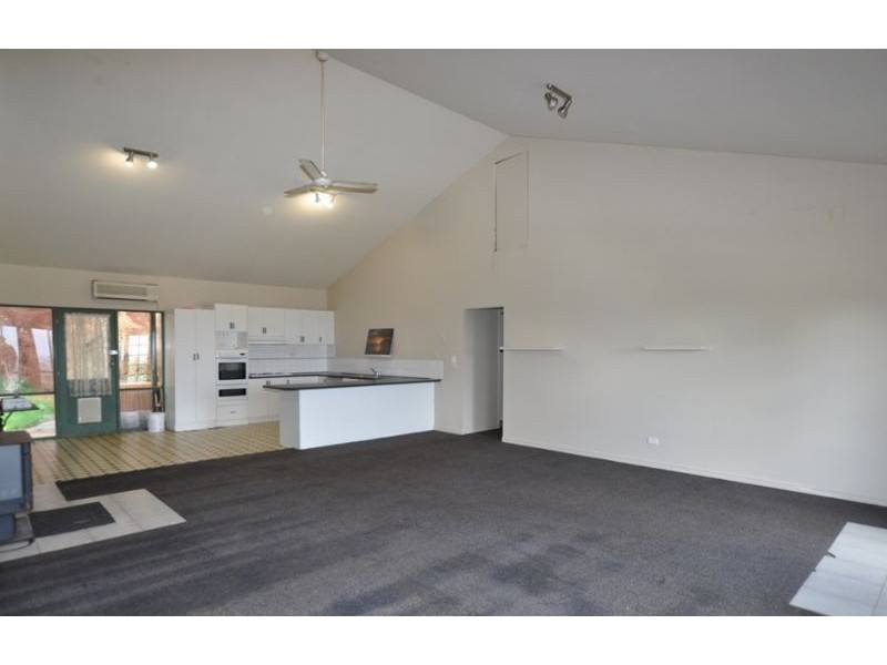 290 Paternoster Road, Cockatoo VIC 3781