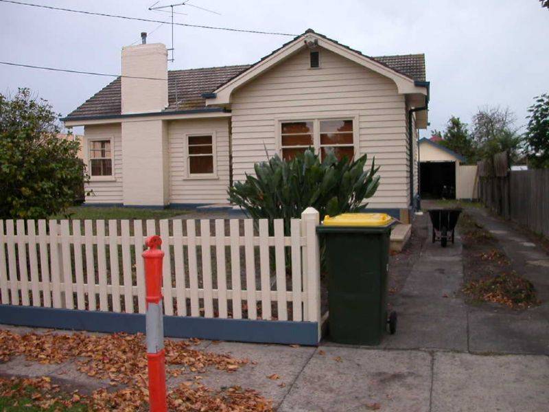 1 ROYLE STREET, Frankston VIC 3199