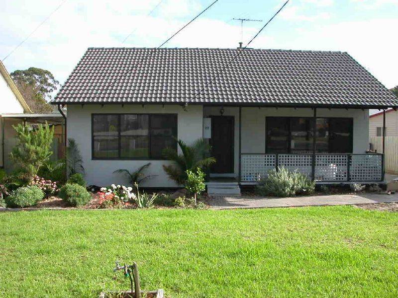 23 MORETON STREET, Frankston North VIC 3200