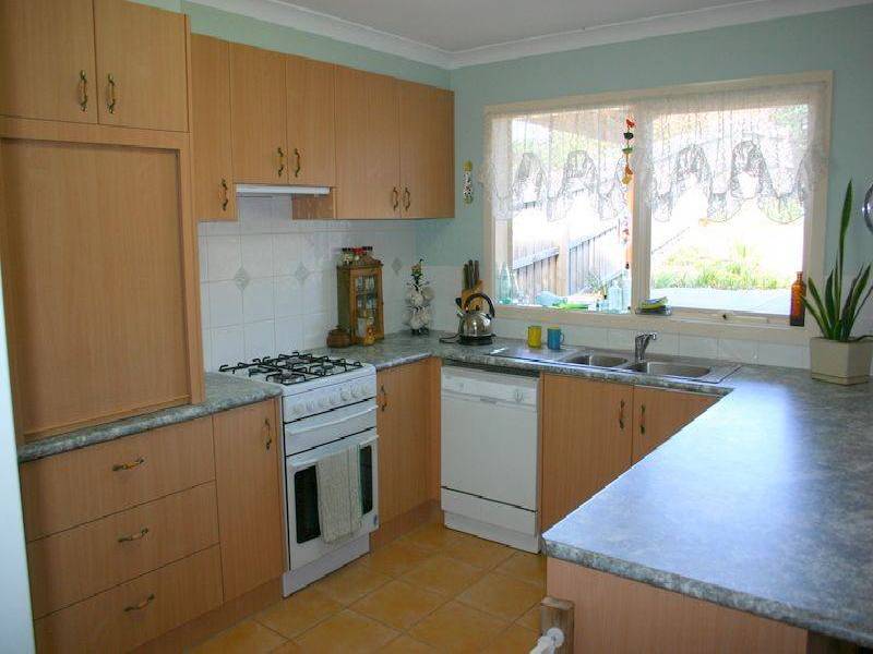 34 Glenview Crescent, Frankston VIC 3199