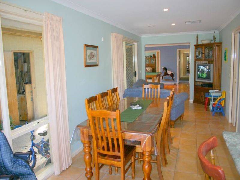 34 Glenview Crescent, Frankston VIC 3199