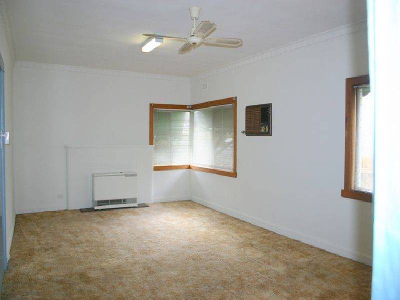 14 Lewis Street, Frankston VIC 3199