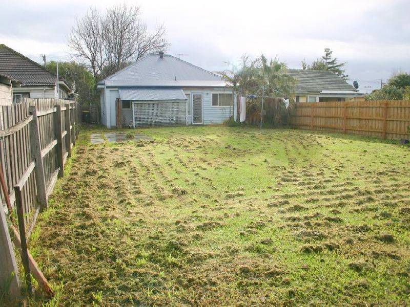 14 Lewis Street, Frankston VIC 3199