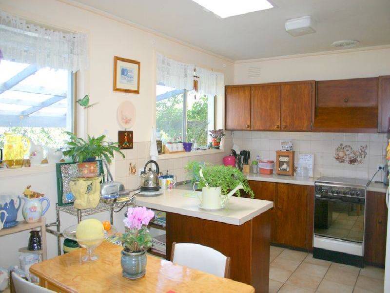 142 Karingal Drive, Frankston VIC 3199
