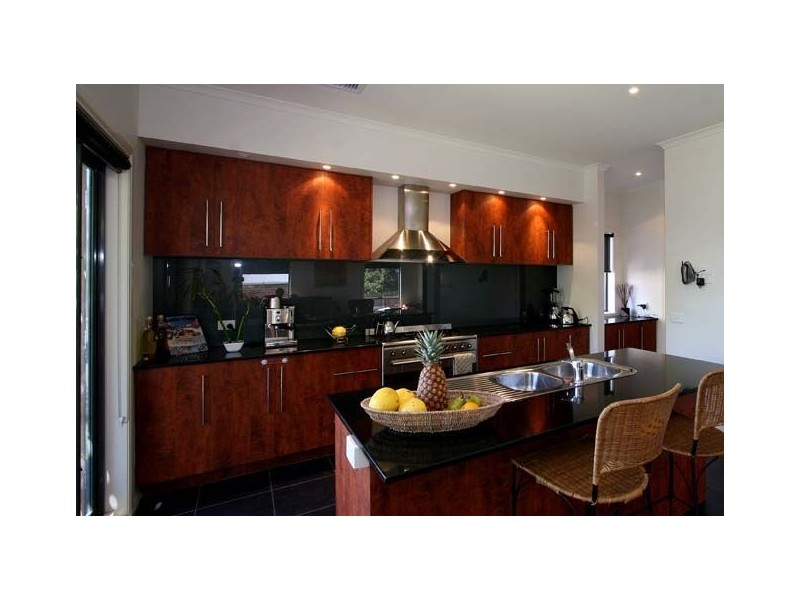 11 Helen Street, Frankston VIC 3199