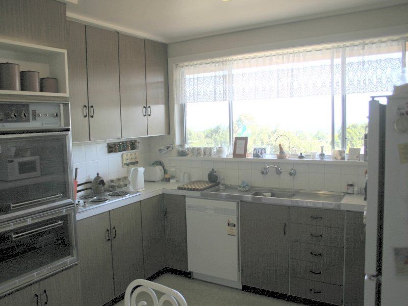 6 MERIBAH COURT, Frankston VIC 3199